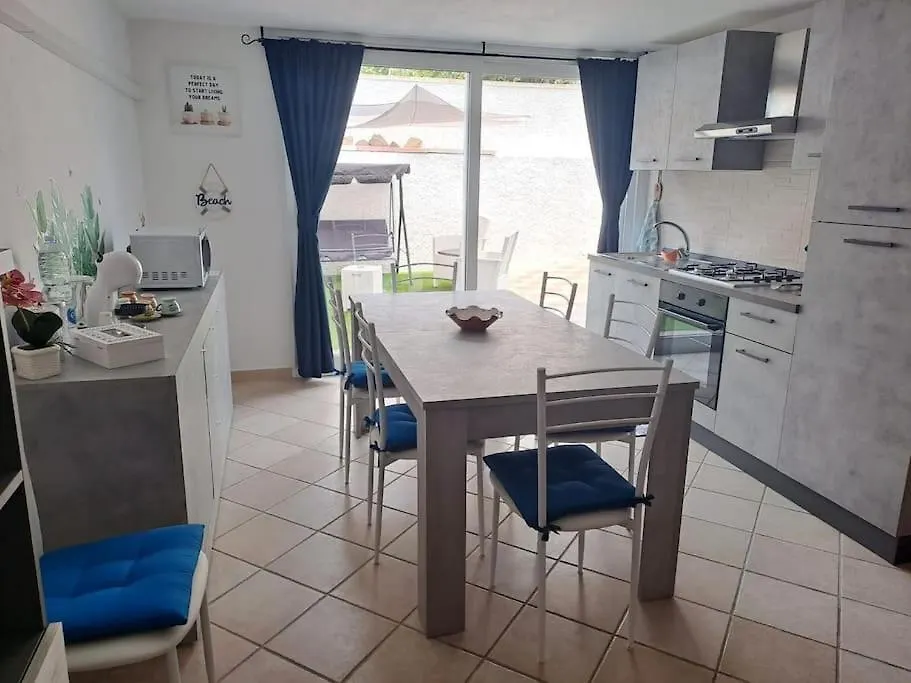 Summer House Sant'Antioco 0*,
