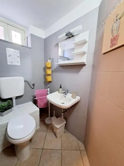 Summer House Sant'Antioco Apartment